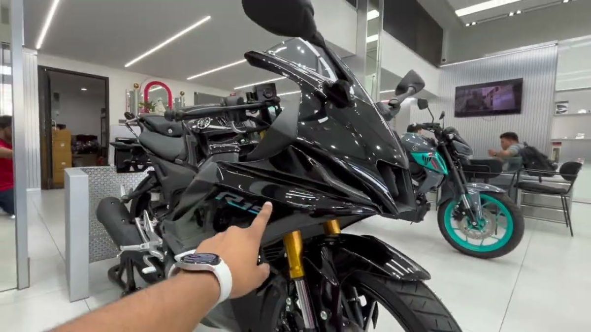 New Yamaha R15 2025