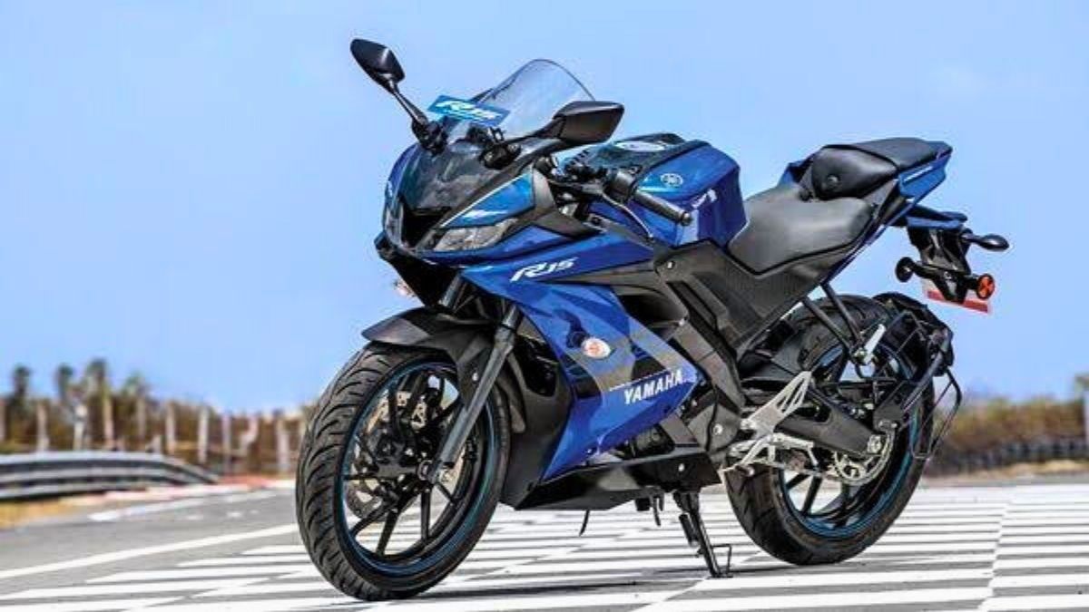 Yamaha R15 V4