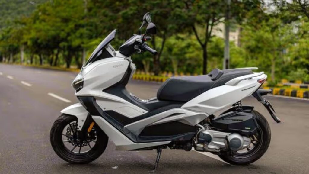 Keeway Vieste 300